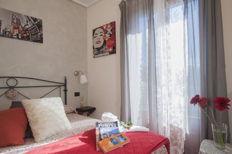 B&B Elena, Naples