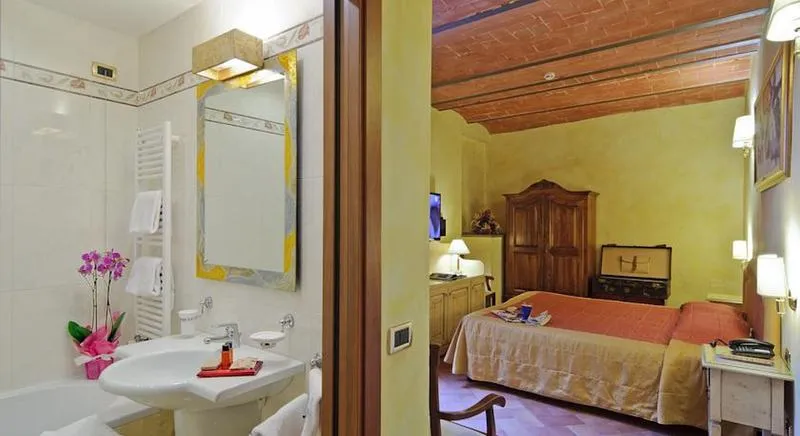 Room, Alba Palace, Florence