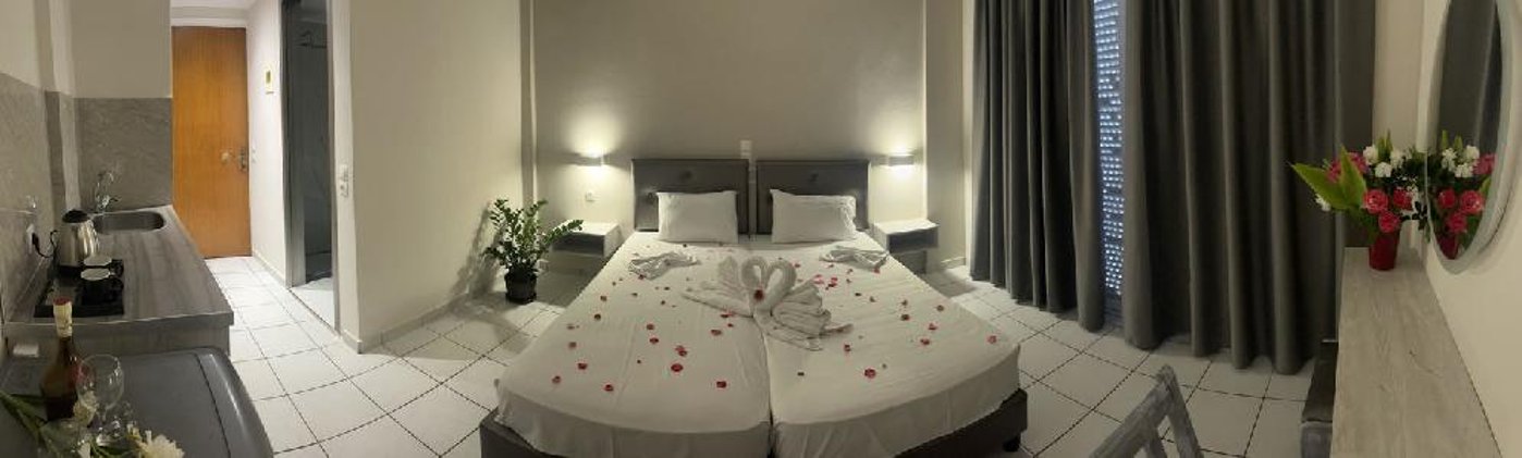 Daisy Hotel, Zante