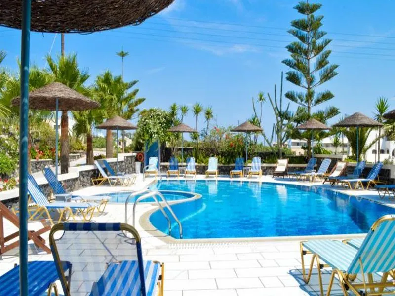 Pool, Castro, Santorini