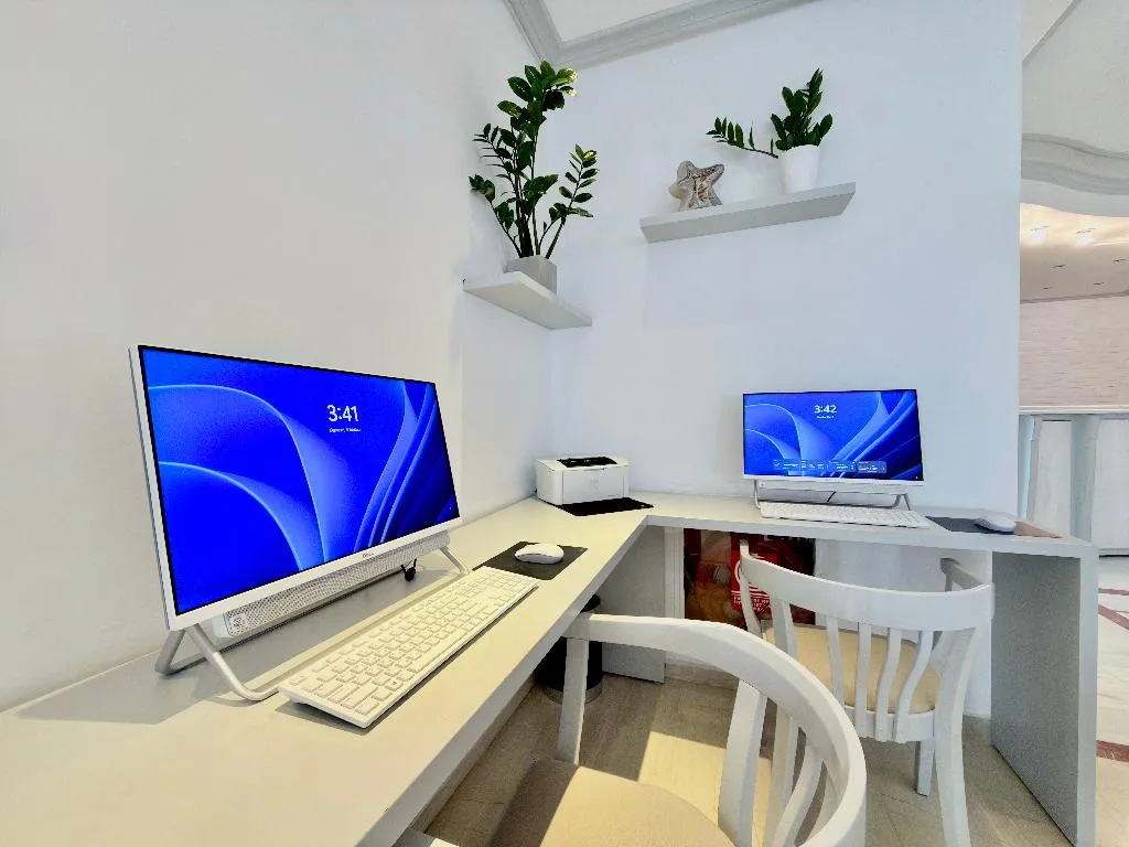 Conferences, Yiannaki, Mykonos