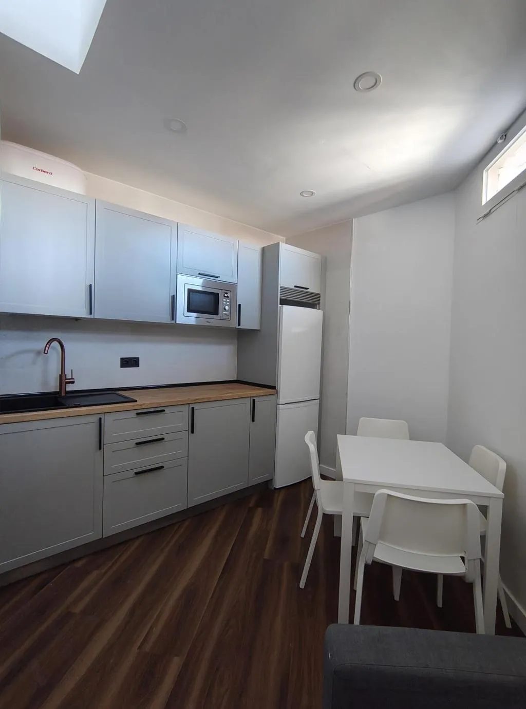 STUDIO DELUXE Room, Hostal Jq Madrid 1, Madrid