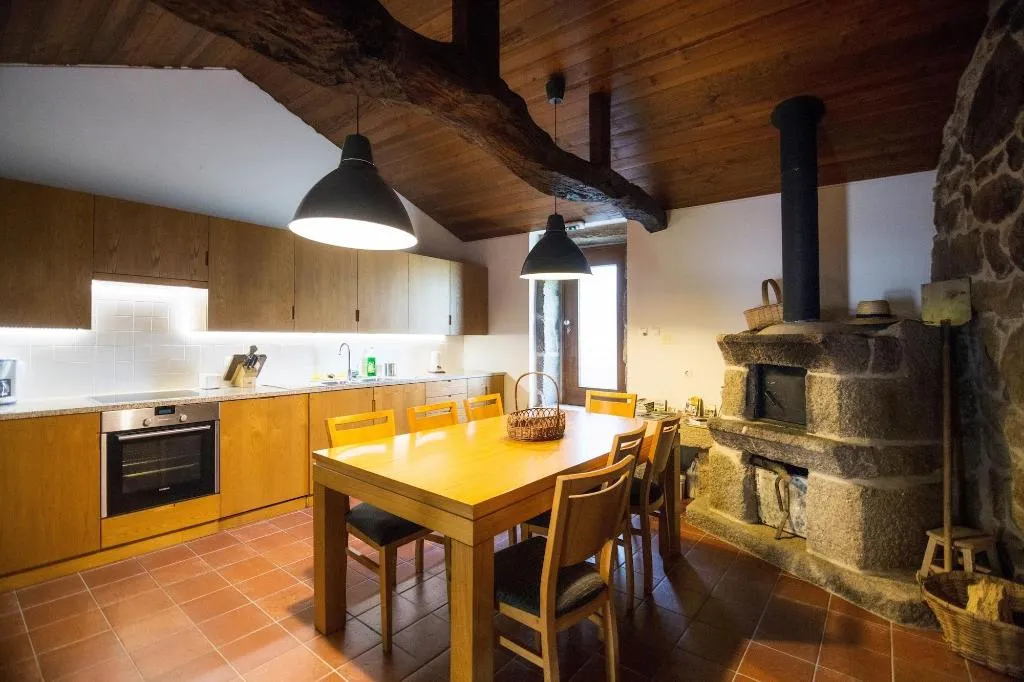 HOME THREE BEDROOMS Room, Casa De Santa Cristina, Porto