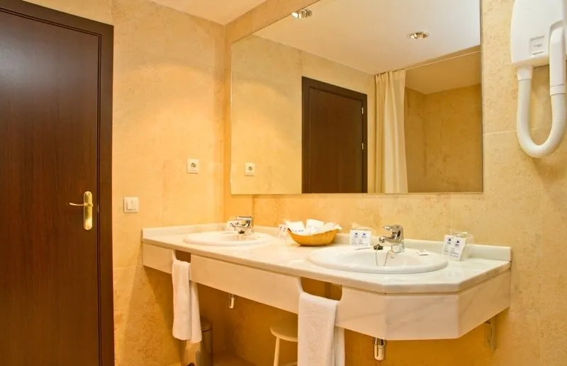 SINGLE STANDARD Room, Las Palmeras, Costa Del Sol