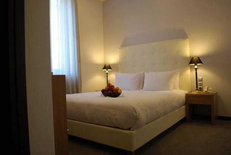 Room, Athens Lotus, Athens
