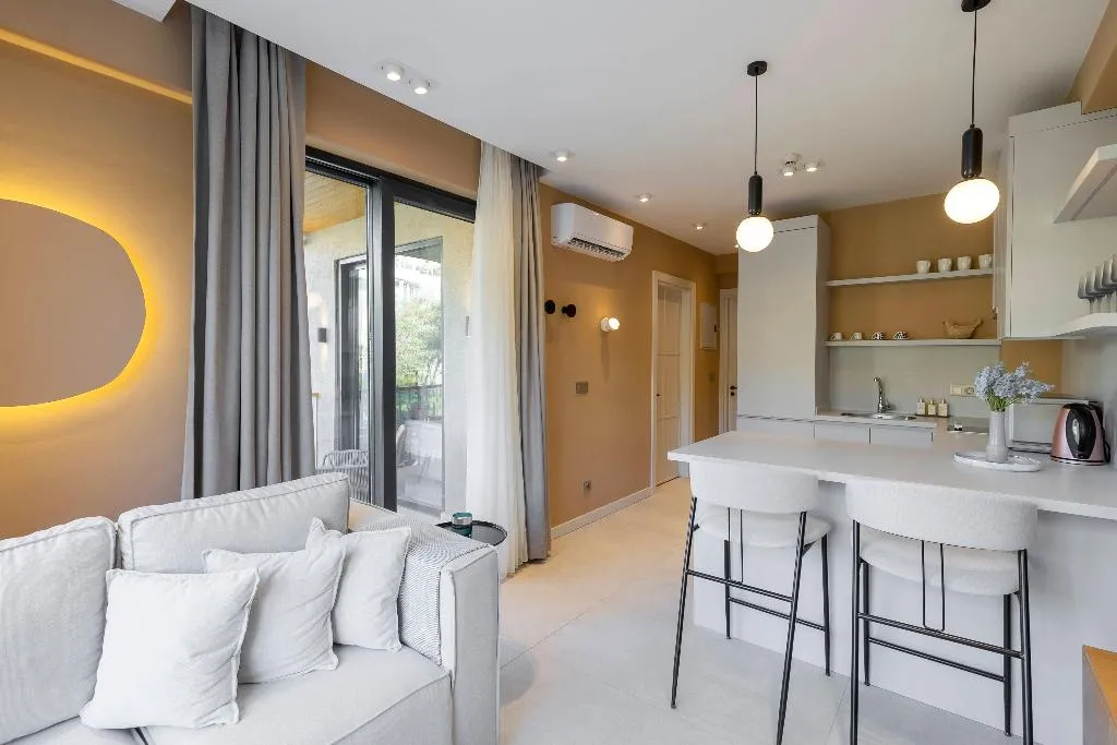 JUNIOR SUITE CAPACITY 3 Room, Helis Suites, Bodrum