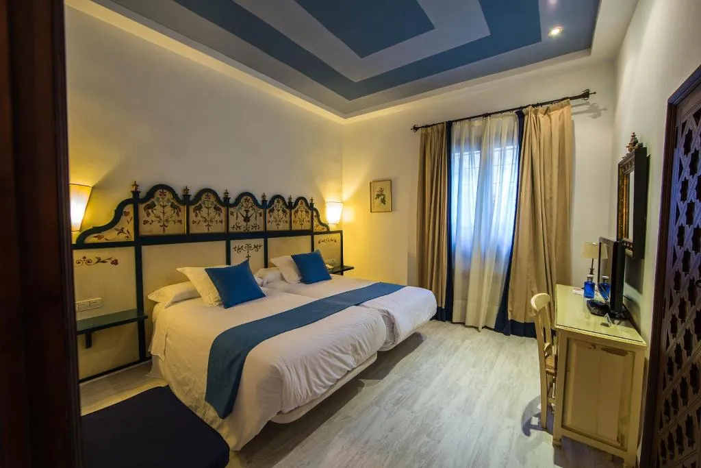 TRIPLE STANDARD Room, Hacienda del Cardenal, Madrid