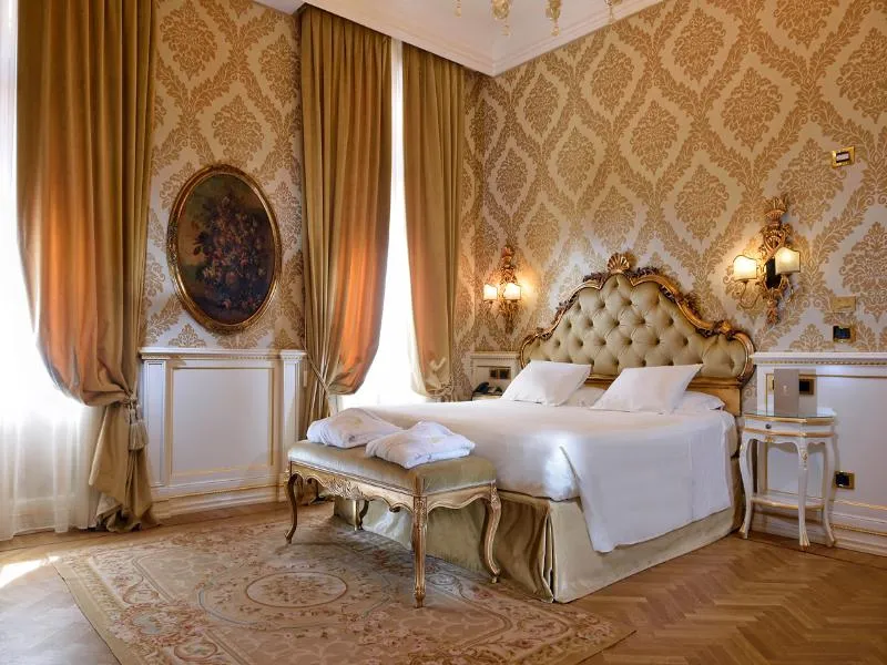 Double or Twin DELUXE Room, Ai Reali Hotel, Venice