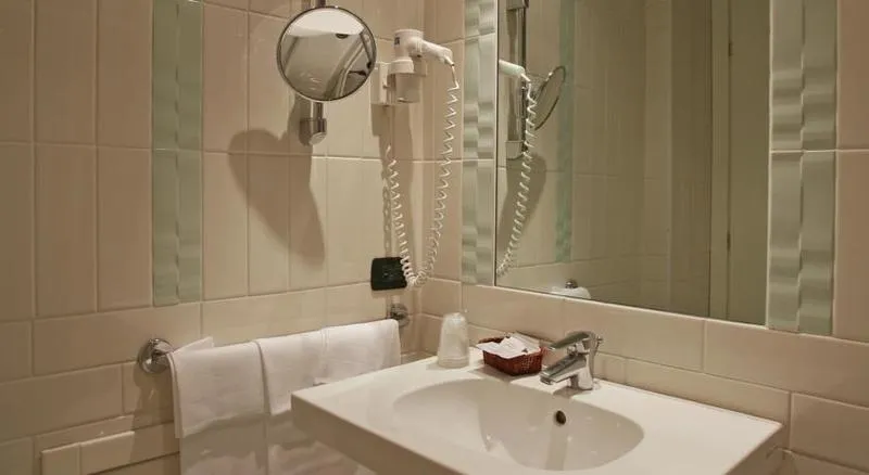 DOUBLE STANDARD Room, Ariston, Venice