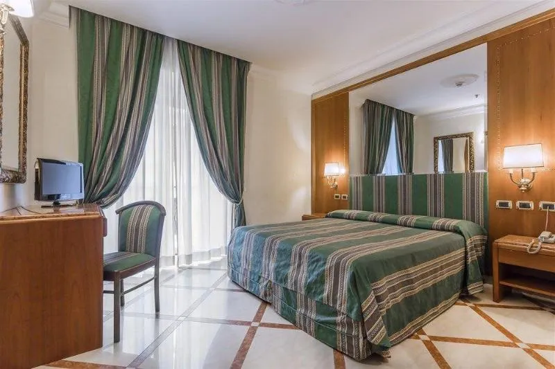 General view, Raeli Hotel Regio, Rome