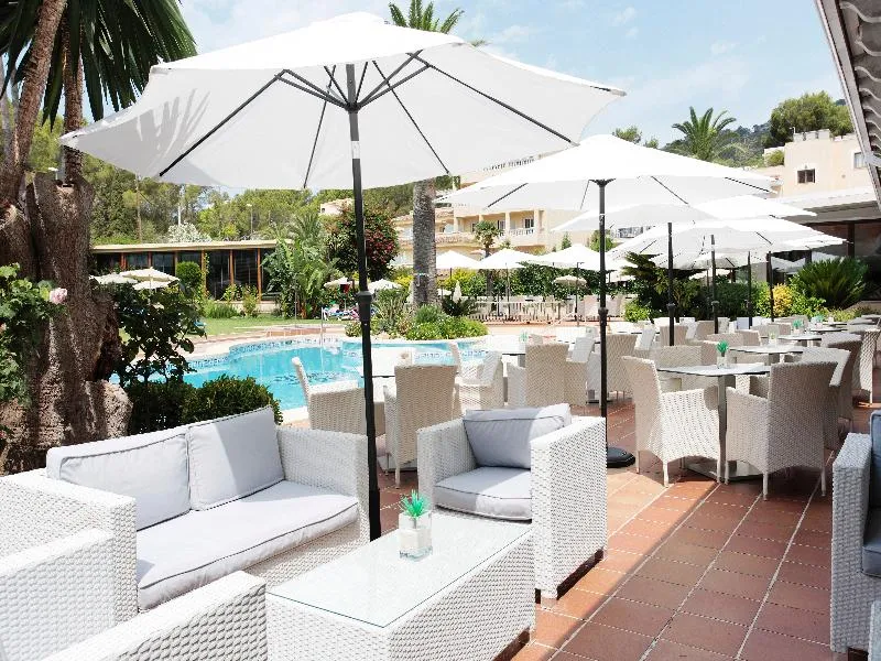 Terrace, Grupotel Nilo & Spa, Majorca