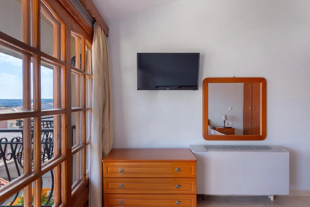 APARTMENT TWO BEDROOMS Room, Europe Hotel, Kefallinia