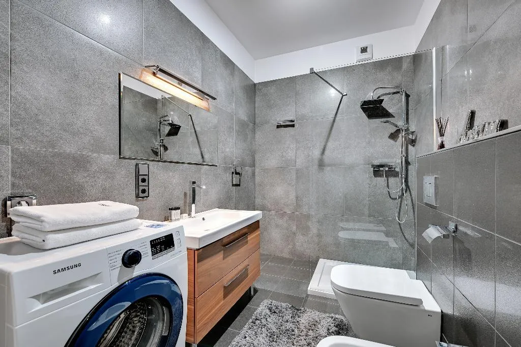 APARTMENT DELUXE ONE BEDROOM Room, Dom & House Apartments Baltiq Plaza, Gdansk