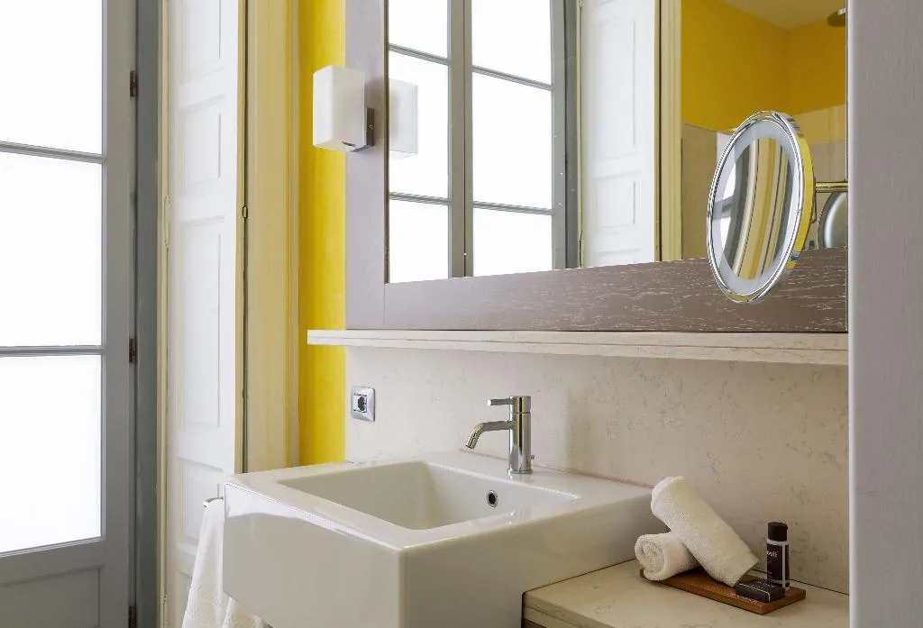 DOUBLE SINGLE USE DELUXE Room, Galleria Vik Milano - Townhouse Galleria - SLH, Milan