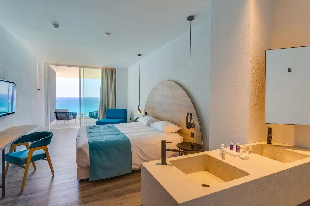 JUNIOR SUITE SEA FRONT Room, Flamingo Paradise Beach Hotel (Adults Only), Cyprus