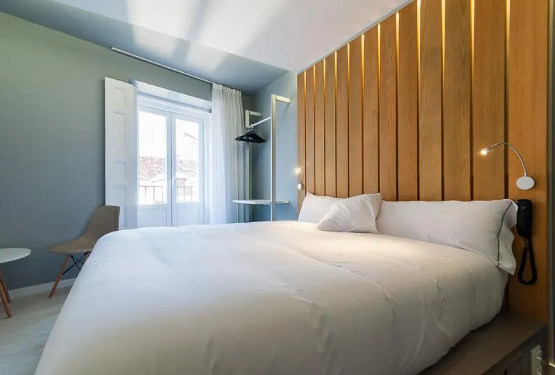 DOUBLE STANDARD Room, B&B Hotel Madrid Centro Fuencarral 52, Madrid