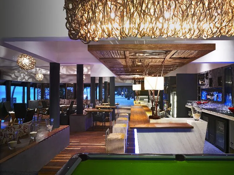 Bar, Taj Coral Reef Resort & Spa, Male