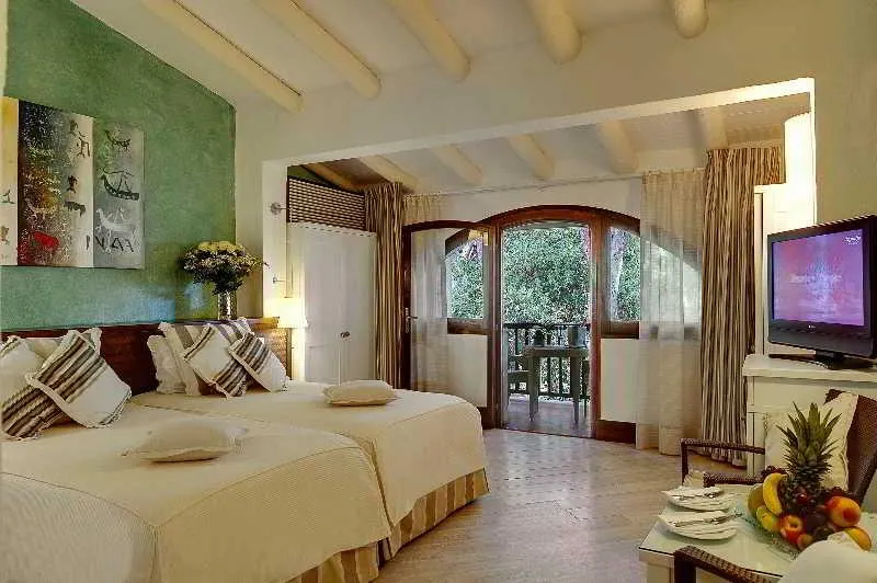 DOUBLE SUPERIOR WITH TERRACE Room, Forte Village Resort Pineta, Cagliari