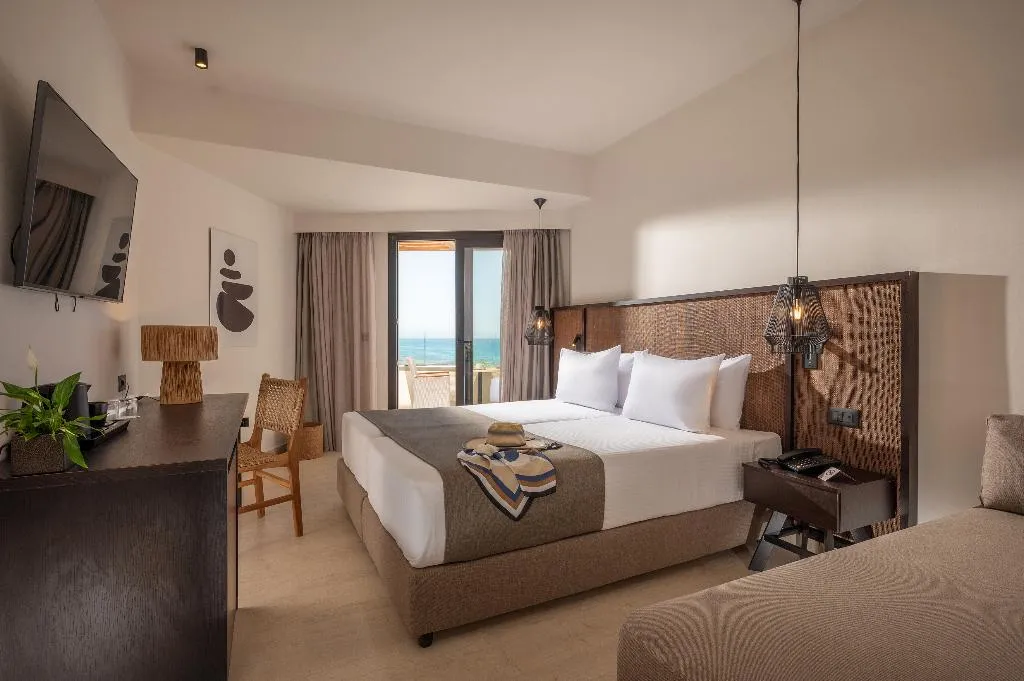 Double or Twin SEA VIEW Room, Oya Beach Resort, Crete