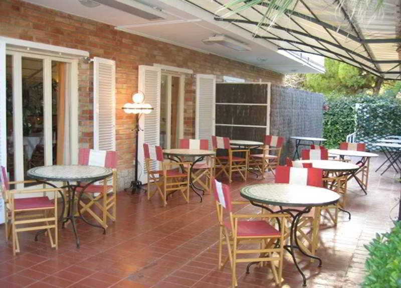 Lobby, Los Globos, Costa Brava