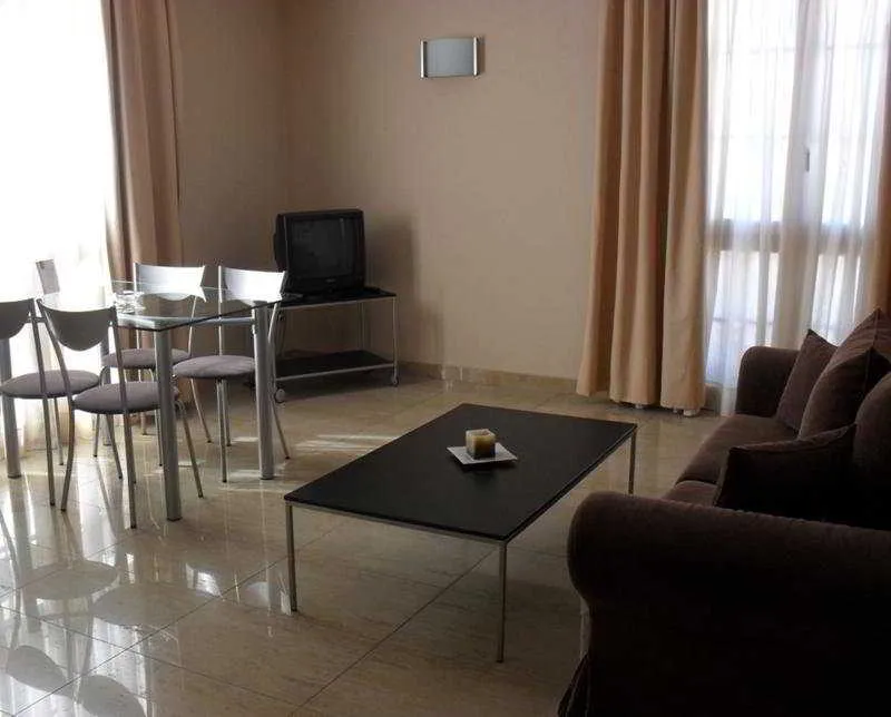 Room, Vent de Garbi, Costa Brava