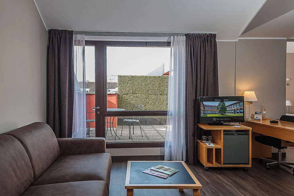 JUNIOR SUITE STANDARD Room, Palazzo Delle Stelline, Milan