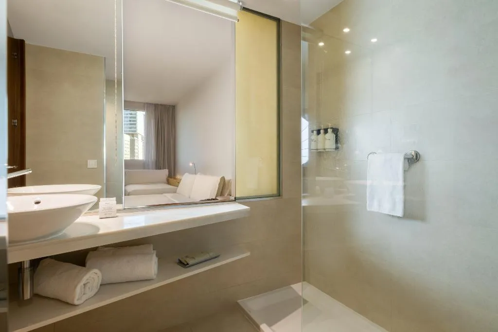 Room, SB Diagonal Zero Barcelona, Barcelona