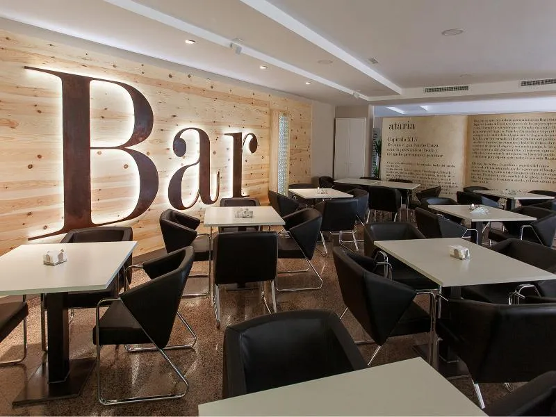 Bar, Hotel Insula Barataria, Madrid