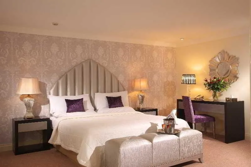 DOUBLE STANDARD Room, Castle Hotel Macroom, Cork