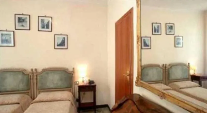 TRIPLE STANDARD Room, Minerva & Nettuno, Venice