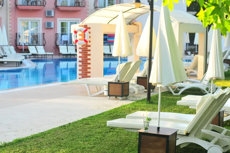 Pool, Pelin, Dalaman