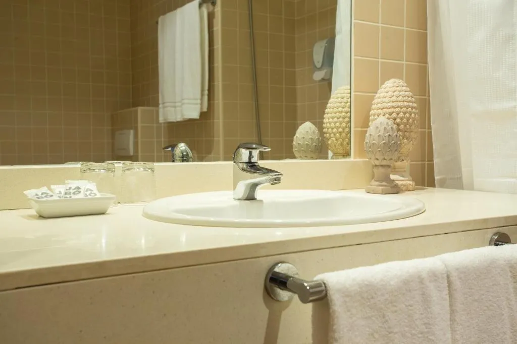 Double or Twin SUPERIOR Room, Alaquas, Costa Blanca