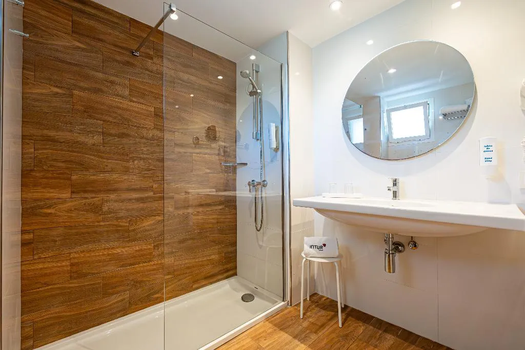 JUNIOR SUITE CAPACITY 1 Room, Intelier Rosella, Majorca