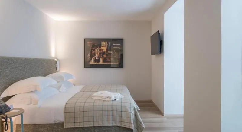 Room, The Editory House Ribeira Hotel, Porto