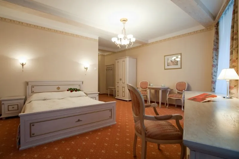 Room, Amadeus, Krakow