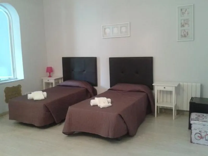 QUADRUPLE STANDARD Room, Hostal Balmes Centro, Barcelona