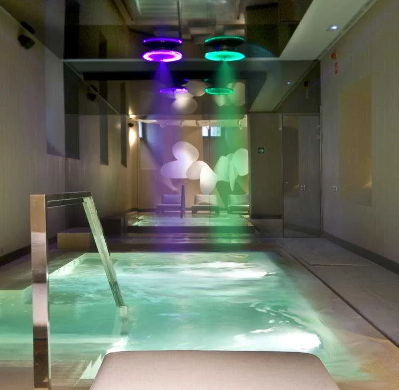 Pool, Radisson Blu Madrid Prado, Madrid