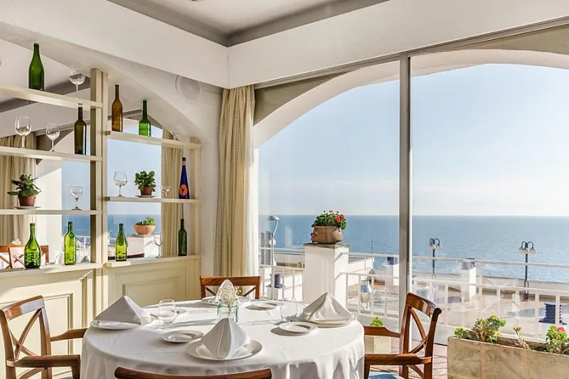 General view, Gran Sol Hotel, Costa Brava