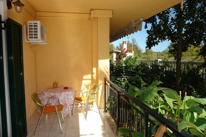 STUDIO STANDARD Room, Villa Nefeli, Corfu