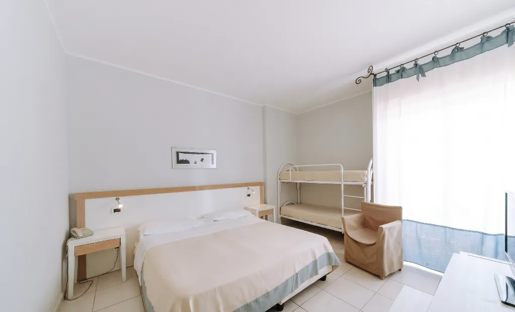 TRIPLE CLASSIC Room, Nicolaus Club Fontane Bianche, Catania