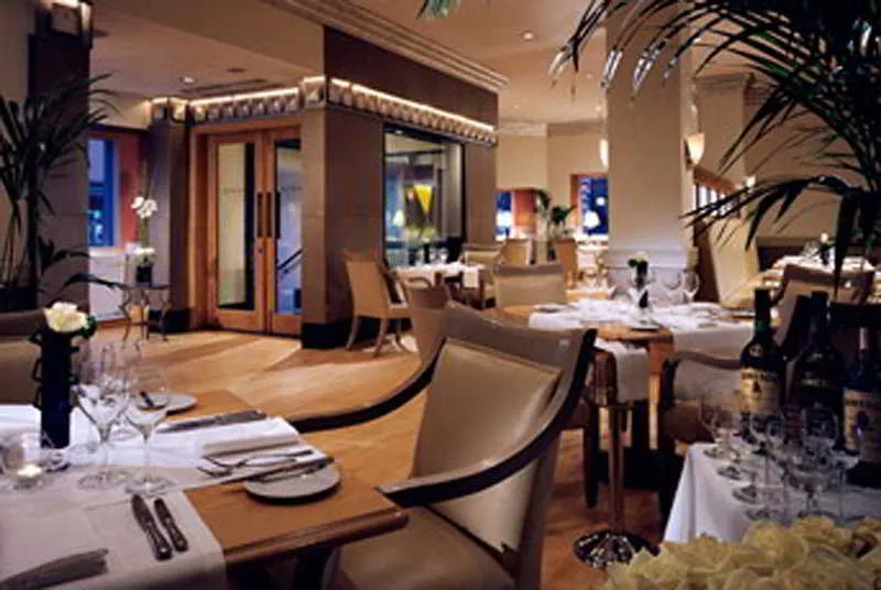 Restaurant, The College Green Hotel Dublin, Autograph, Dublin