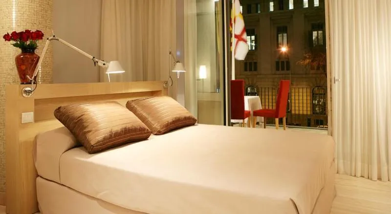 DOUBLE SUPERIOR Room, Park Hotel Barcelona, Barcelona