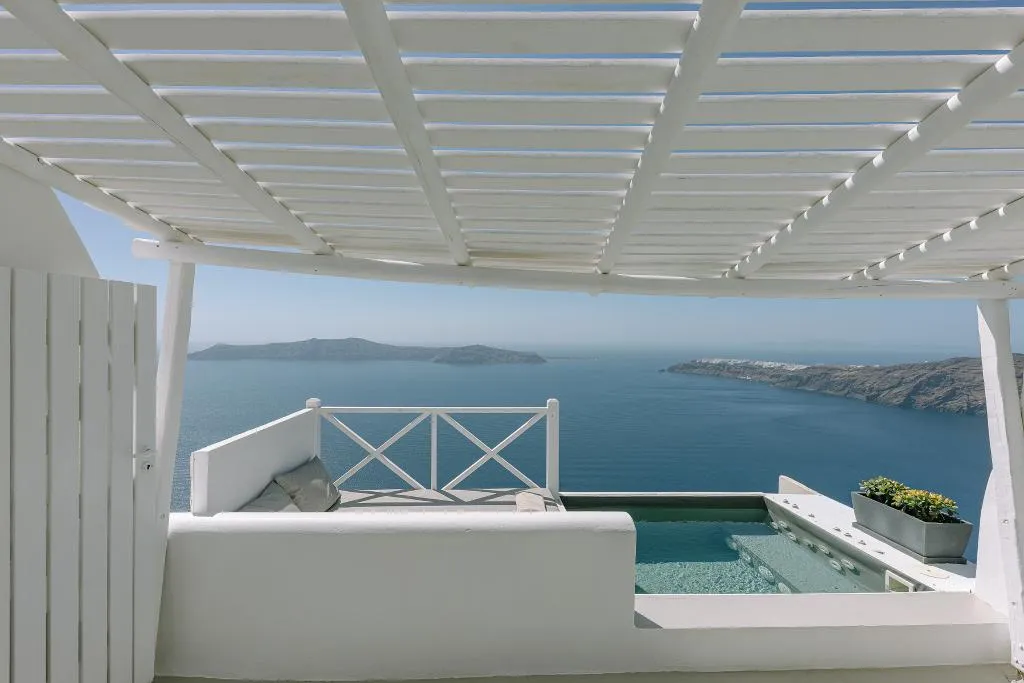 SUITE HONEYMOON Room, Afroessa Hotel, Santorini