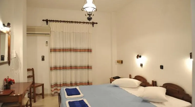 Room, Proteas Hotel, Santorini