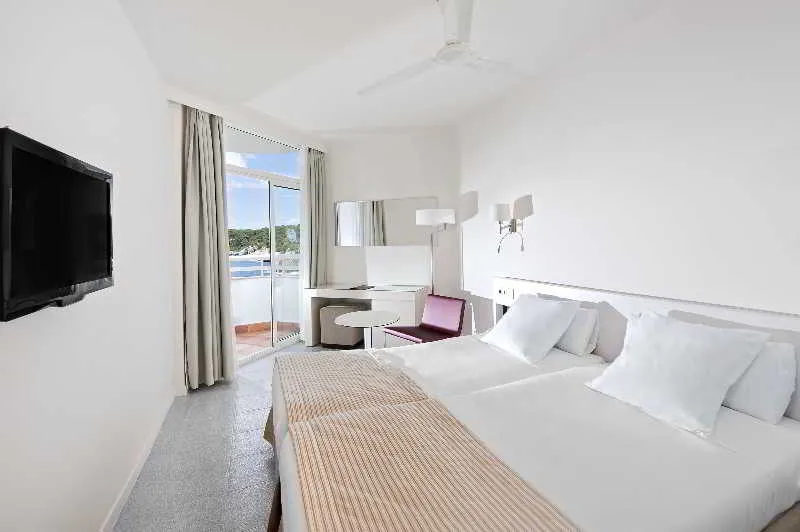 Room, Meliá Cala Galdana, Menorca