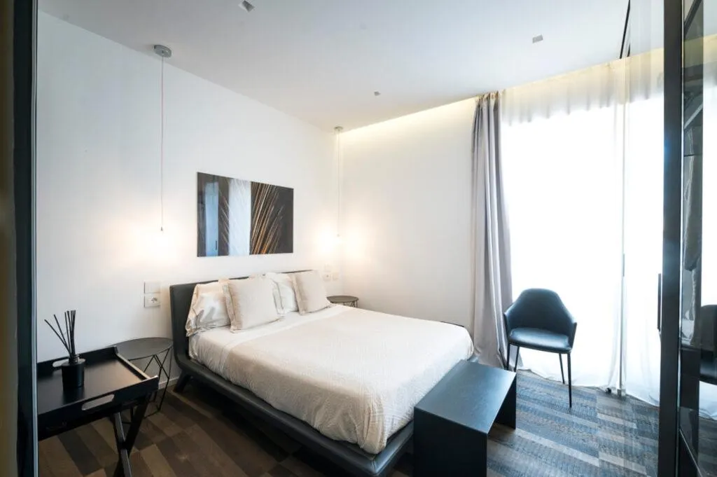 DOUBLE QUEEN SIZE BED Room, Hotiday Olbia Wallure, Olbia