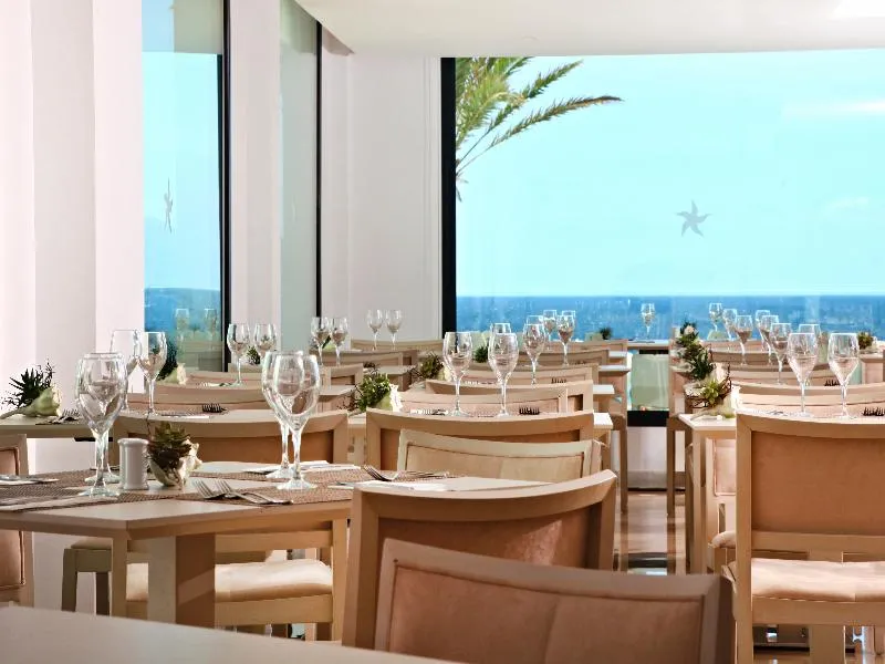 Restaurant, Iberostar Waves Cala Millor, Majorca