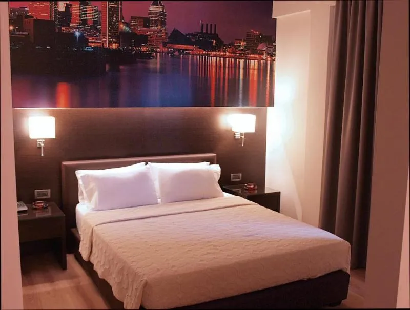 DOUBLE STANDARD Room, Athens City, Athens