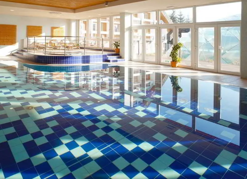 Pool, OREA Resort Sklá Harrachov, Prague