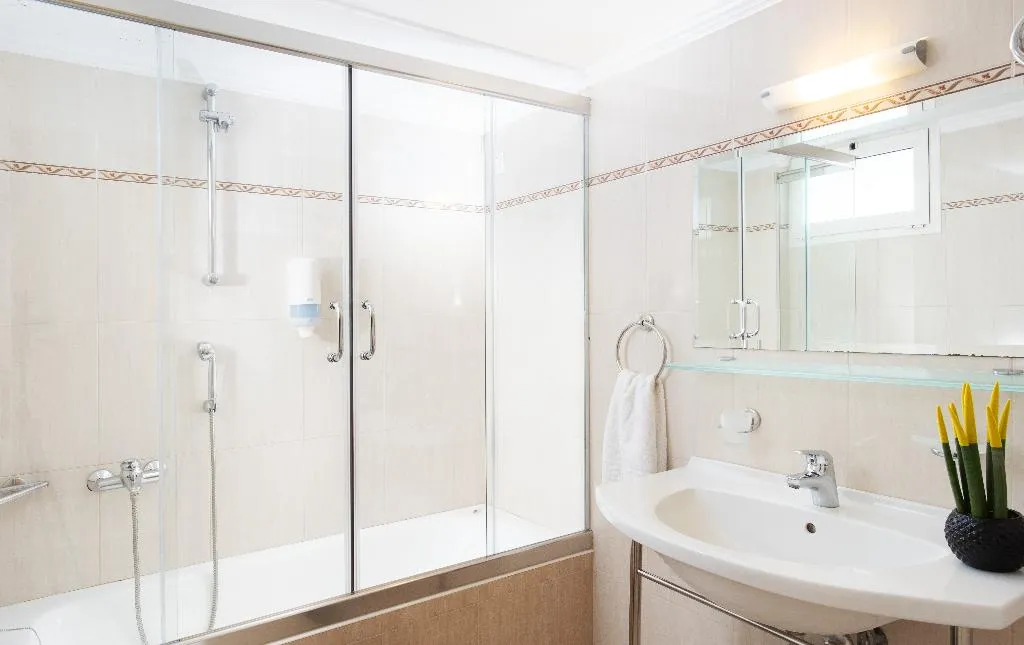 Double or Twin PARTIAL SEA VIEW Room, Pantheon City Hotel, Athens